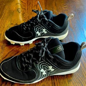 Under Armour Women’s Softball Cleats size 7